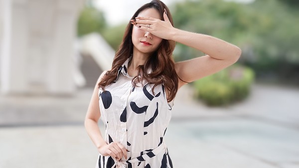 小岛步 家人不知道的光鲜亮丽的我～能干部长的人妻～ 封面