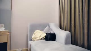 高颜大奶小姐姐 内裤都湿了  身材苗条逼毛浓密 在沙发被小哥各种姿势爆操 封面
