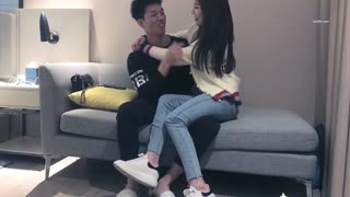 高颜外围大奶小姐姐  身材丰满被大鸡吧多姿势 封面