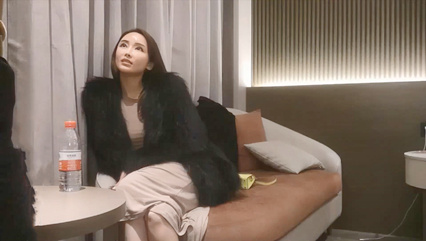 酷似萧亚轩魔鬼身材一对好乳明星脸甜美乖巧 封面