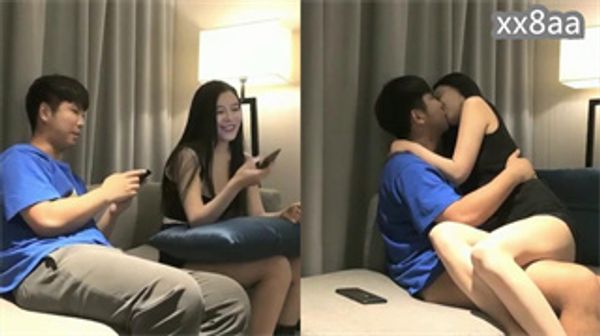 北京某职业大学的学生，晚上出来做兼职赚学费 封面