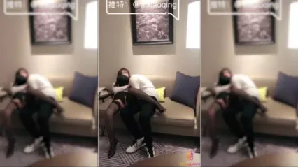 公司女高层的潜规则 艾小青 封面