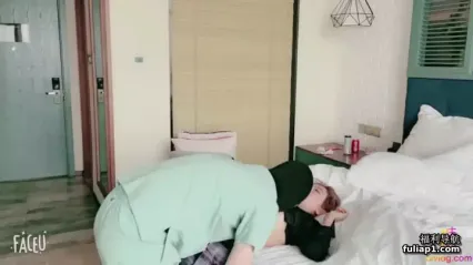 1当男友不在身边时找他兄弟喂饱我 封面