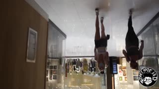 Dixie Gets Turned into a Spit Roast at the Kasino Pt 2 封面