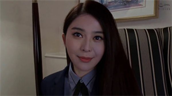 国民女神范冰水黑丝OL