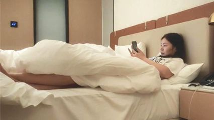 勾搭的人妻，寂寞出轨酒店开房 封面