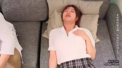 吴梦梦 无套系列 催眠巨乳大学生 禽兽医生爆乾玩弄内射 封面