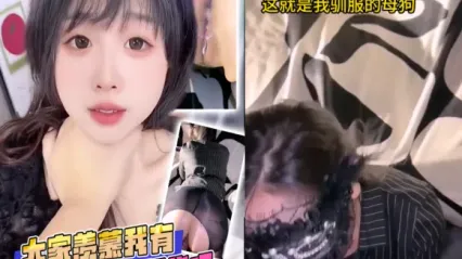 抖阴风 大家会羡慕我的骚货母狗吗？ 这么骚又主动的母狗不多了 撅起美臀求着鸡巴插入猛操 封面