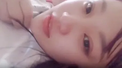 度云泄密二次元巨乳小萌妹胸部很大洗完澡拿着奶子吃肉棒插骚穴白浆流了流 全集 封面
