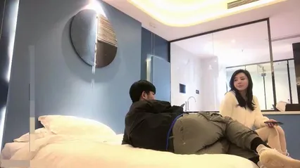 约了个高颜值白衣黑色短裙妹子，后入妹子发生争吵，影响心情 封面