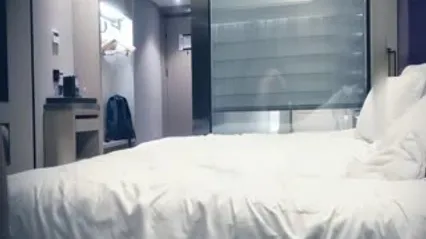 经典女主 返场极品眼镜妹加钟可无套 让你心神荡漾欲火焚身 尽情享受这禁忌的快感