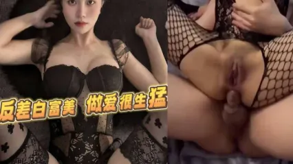 反差婊美女白富美被猛男当做母狗猛操 上位骑乘插入最深处激情浪叫 大喊着太深 爽到人都要死了 封面
