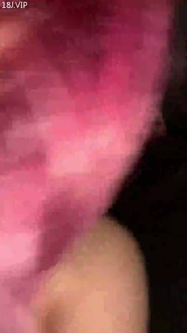 骚货比发情母狗还骚