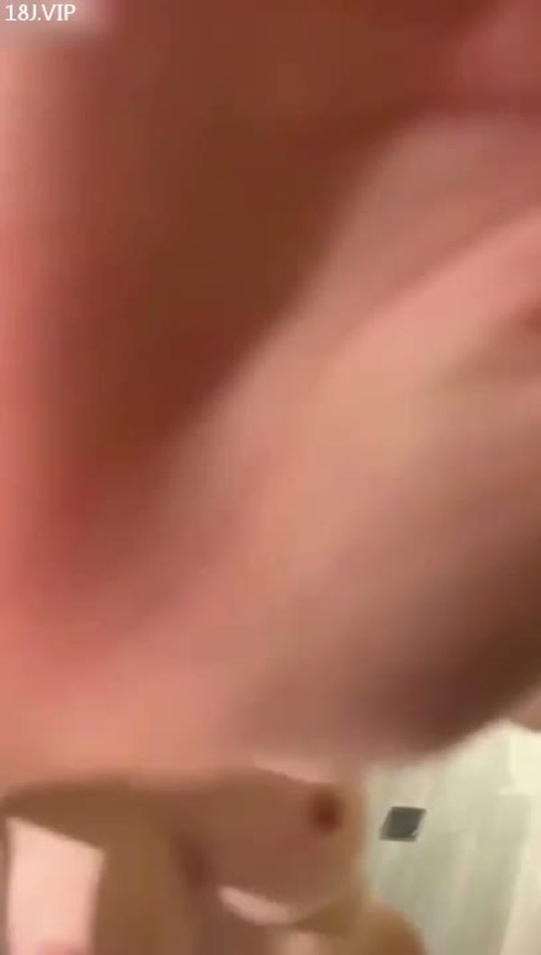 约玩极品身材小嫩模