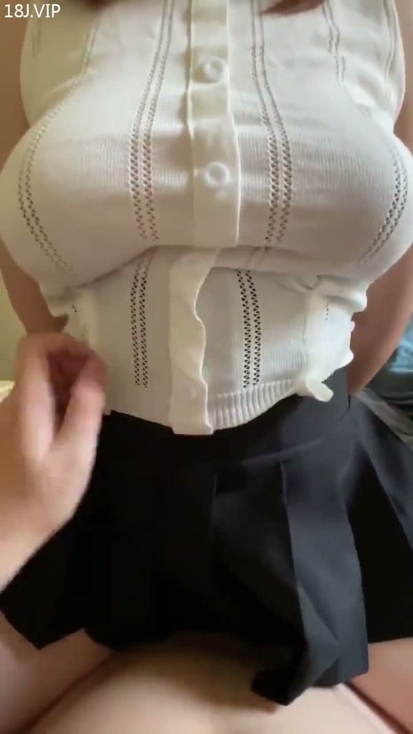 摸阿摸阿大大大勒勒