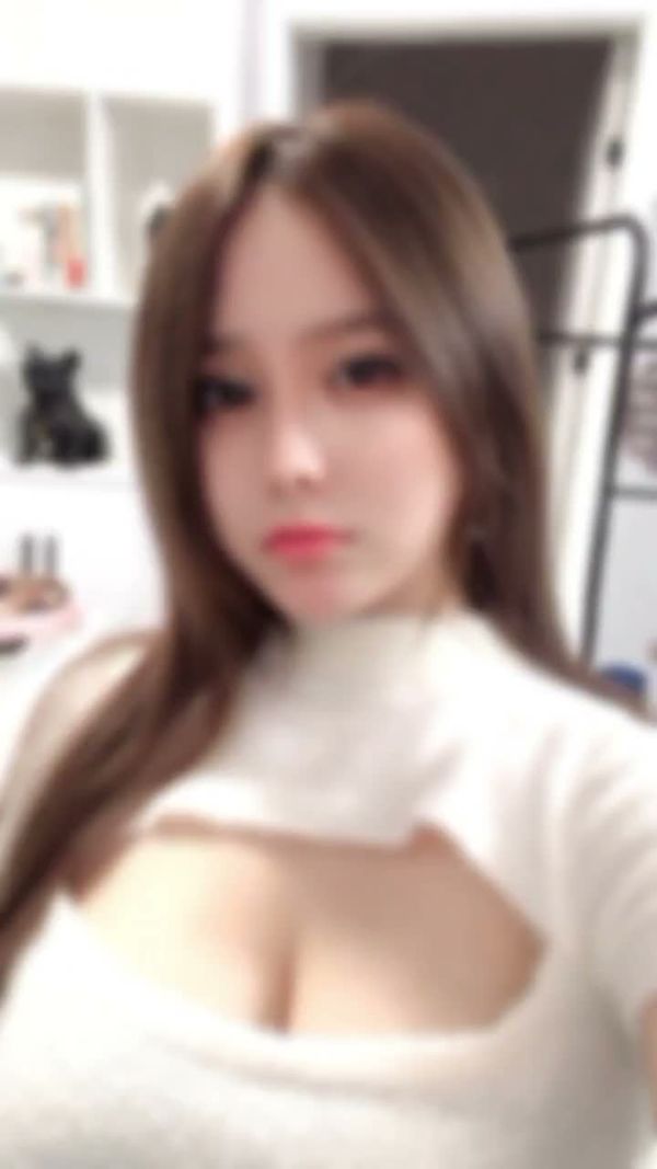 完美身材骚臀诱惑