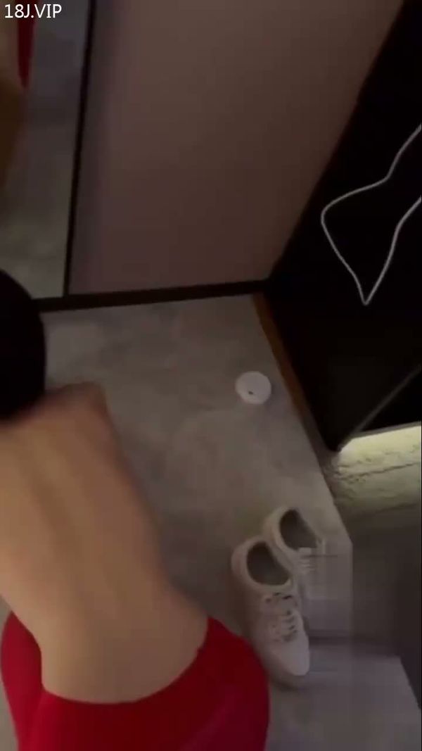 调教高颜值小母狗