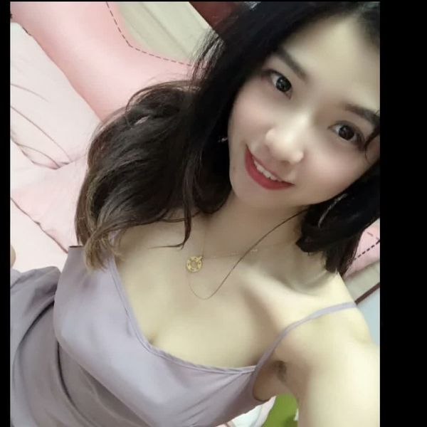 看精液滴从美女粉穴