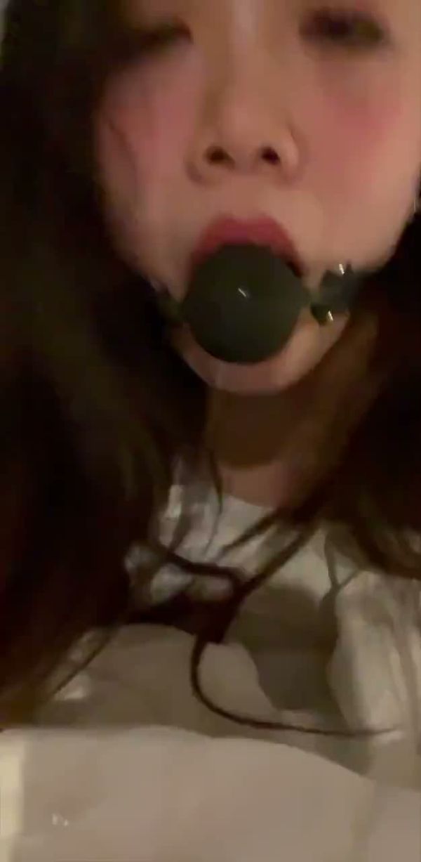 调教女友一起玩刺激sm