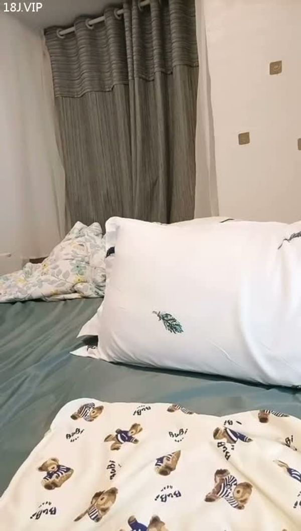 哥哥妹妹下面痒