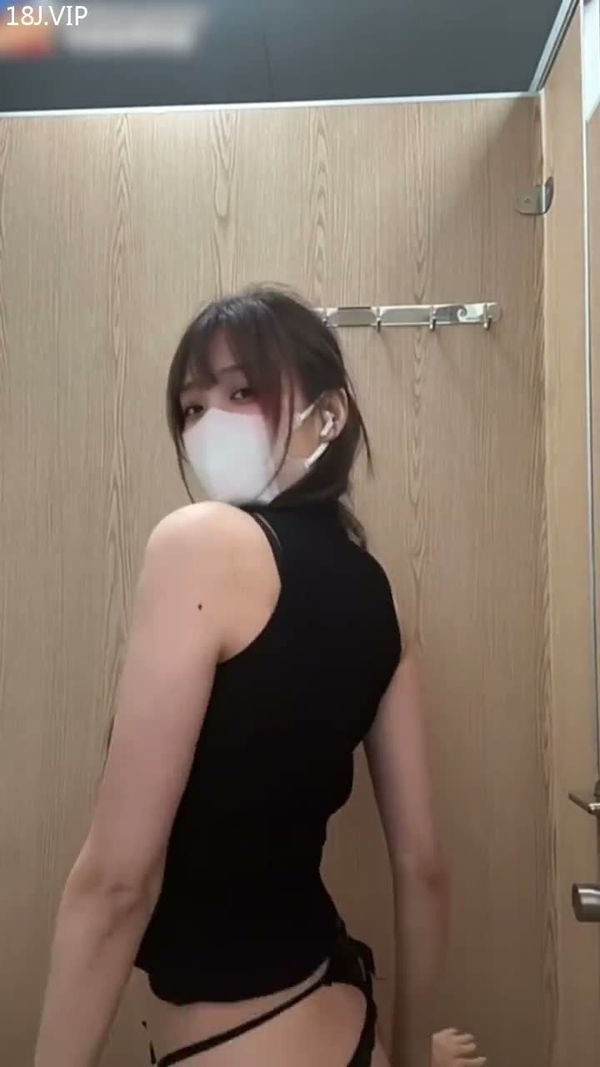 顶级颜值骚货