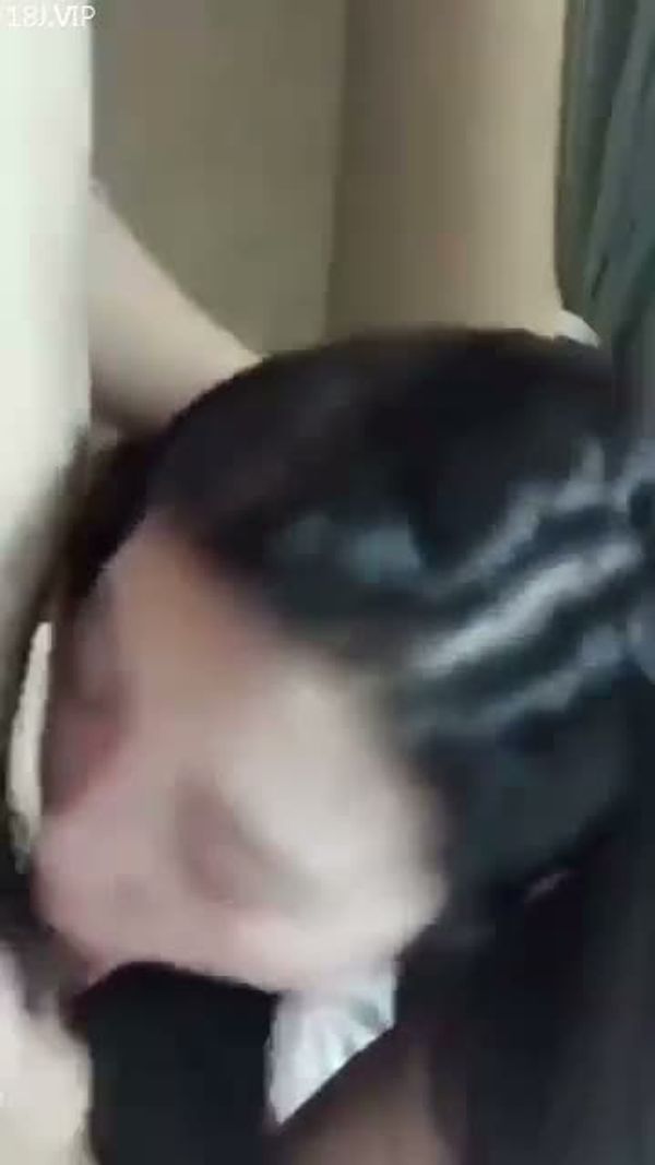 服侍了大肉棒还被舔穴