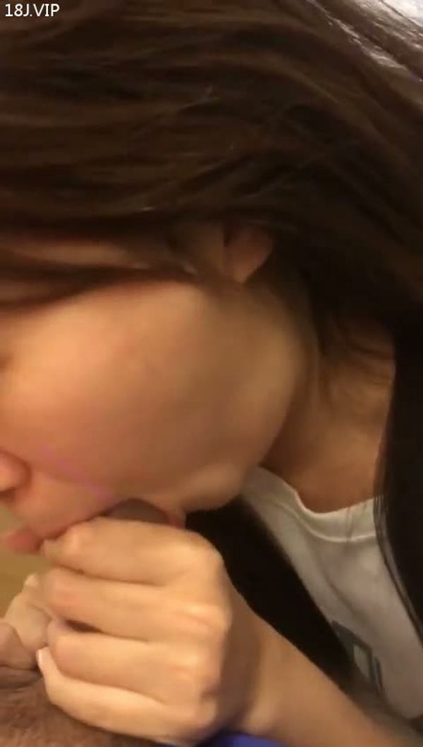 女朋友一回来就舔