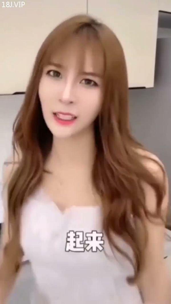 给妈妈看小黄片 素人母女亲密对话