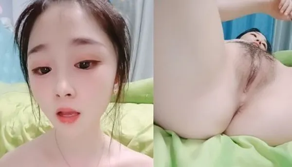 超嫩小可爱主播全裸露出揉搓胸部自摸bb！