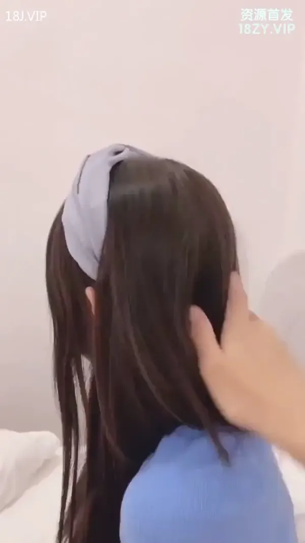 看到这个骚货就想操