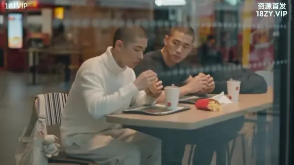 AI成人短剧 见光