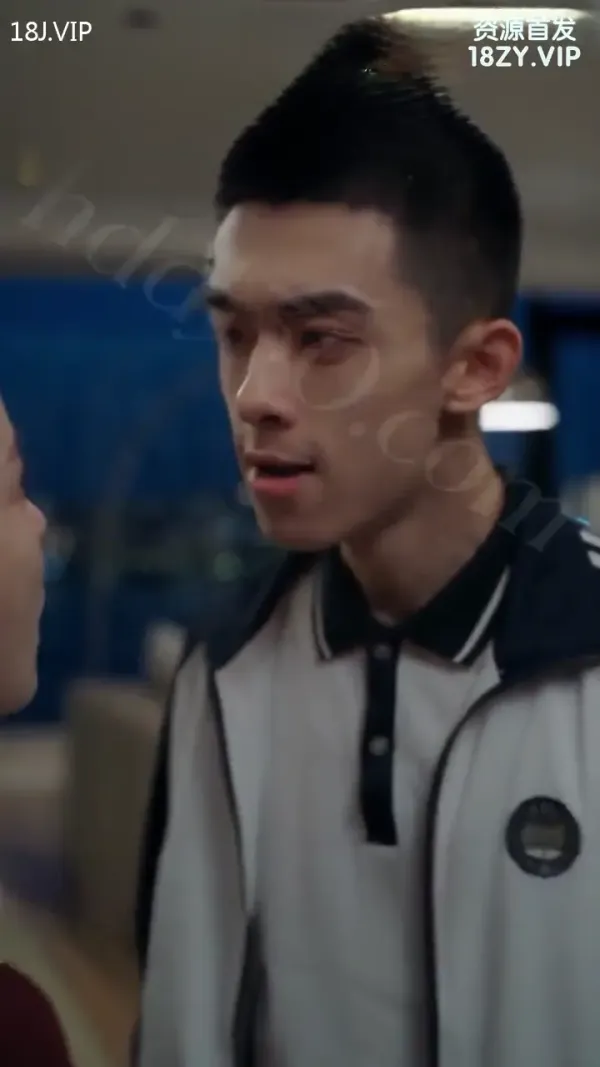 AI成人短剧 母子同欢