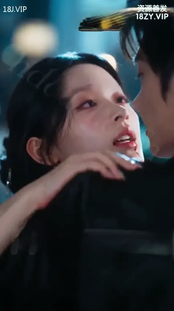 AI成人短剧 一个乖乖女