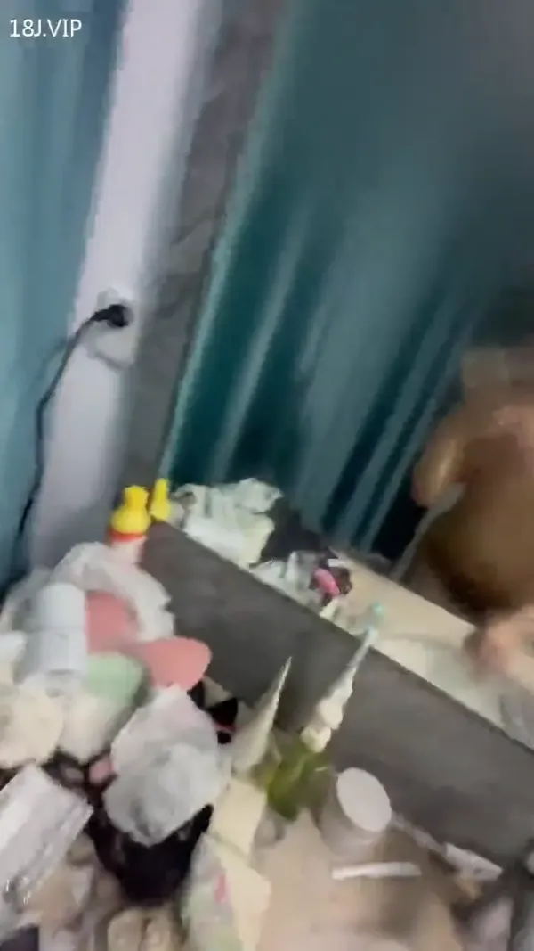 高颜值精神小伙