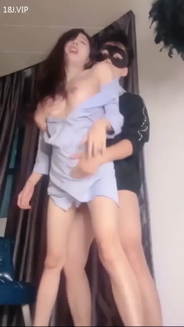 美腿骚货后入狂操