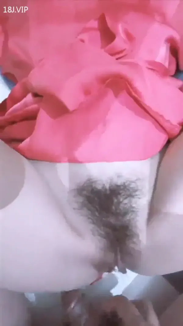 无套狂操白皙美女